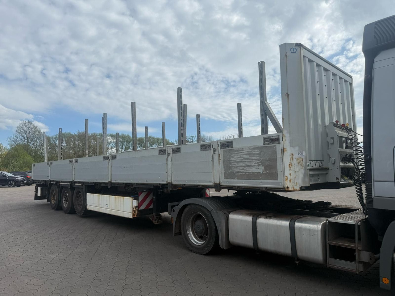 Krone Stahlmattenauflieger mit Bordwände - TÜV Neu - Полуприцеп бортовой/ Платформа: фото 4 Krone Stahlmattenauflieger mit Bordwände - TÜV Neu - Полуприцеп бортовой/ Платформа: фото 4