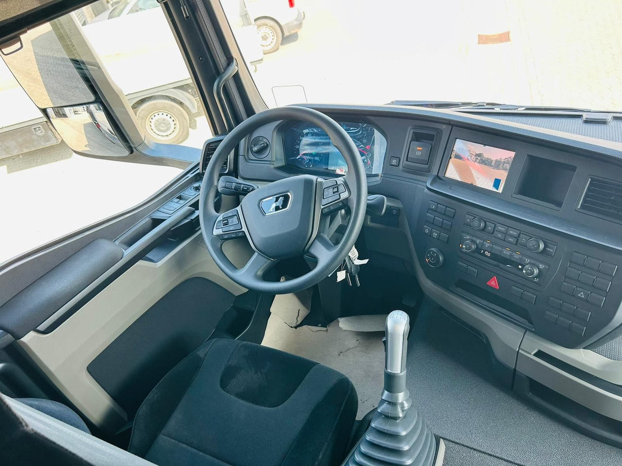 Грузовик бортовой/ Платформа MAN TGS 41.520 8x8 mit Fassi Ladekran F710RA.2.26: фото 15