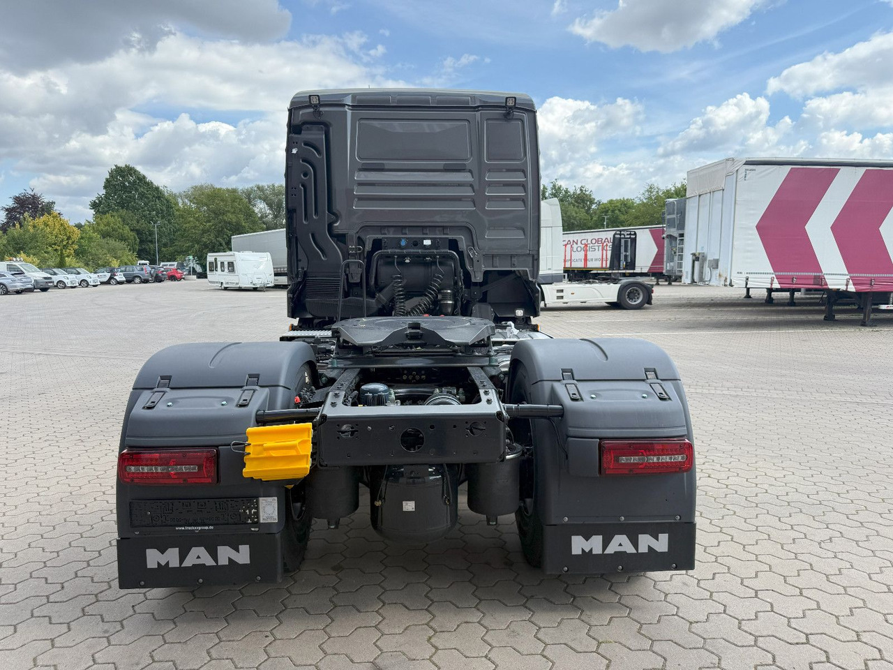 MAN TGX 18.480 4x2 HydroDrive Allrad mit Hydraulik - Тягач: фото 5 MAN TGX 18.480 4x2 HydroDrive Allrad mit Hydraulik - Тягач: фото 5