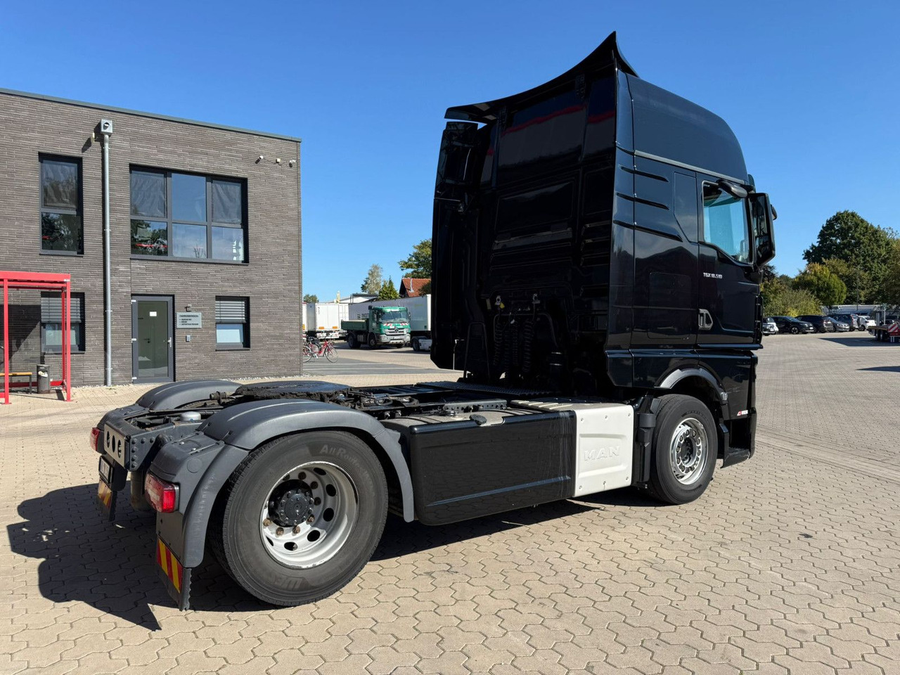 MAN TGX 18.510 Schubboden Hydraulik - Тягач: фото 4 MAN TGX 18.510 Schubboden Hydraulik - Тягач: фото 4