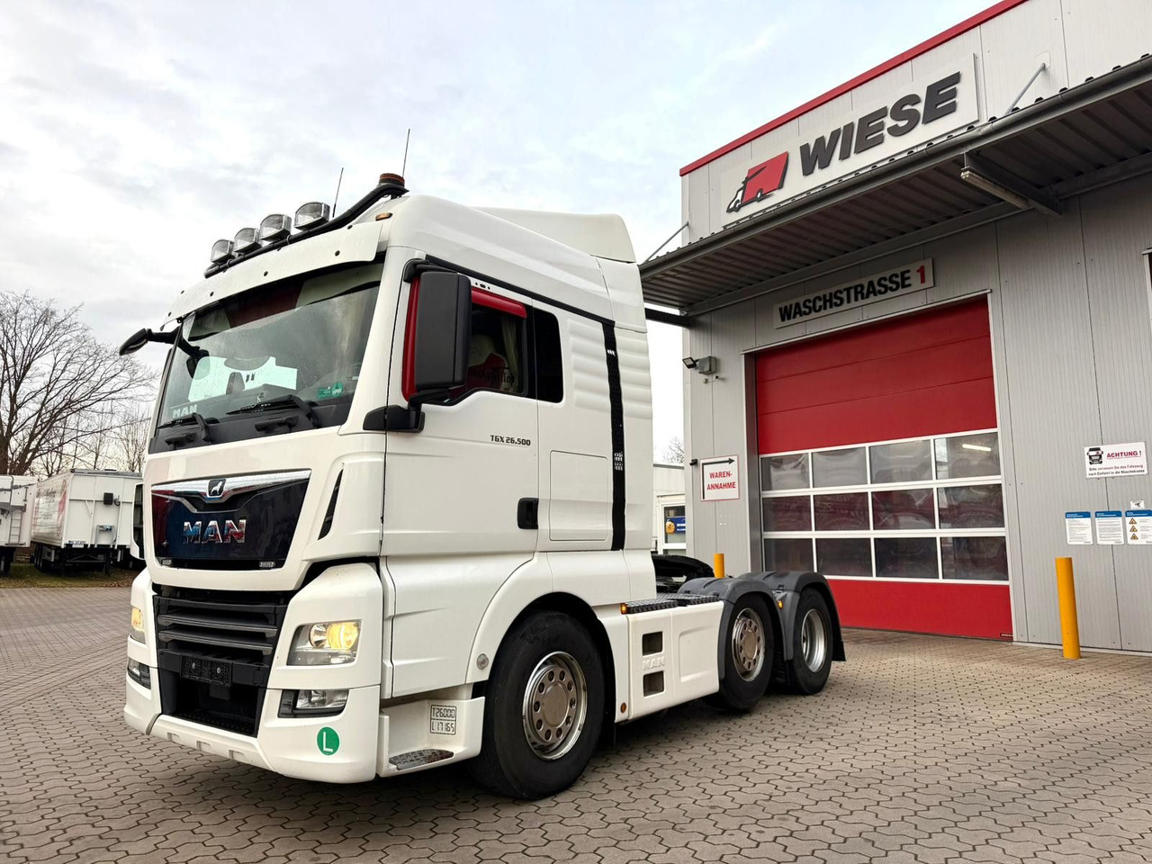 MAN TGX 26.500 6x2 Hydraulik Exklusiv Innenraum - Тягач: фото 2 MAN TGX 26.500 6x2 Hydraulik Exklusiv Innenraum - Тягач: фото 2