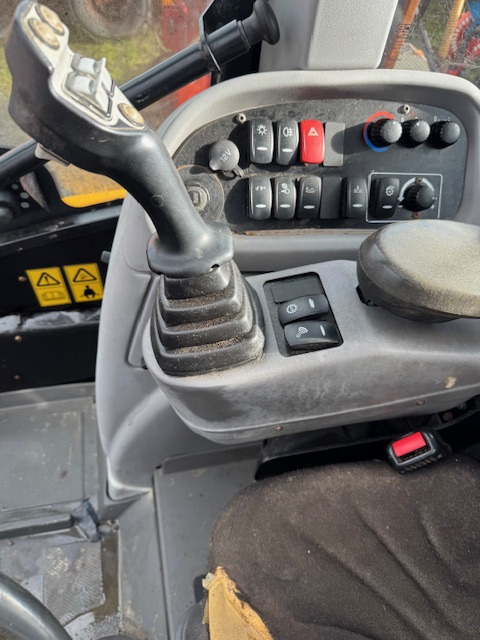 JCB TM320 - Телескопический погрузчик: фото 4 JCB TM320 - Телескопический погрузчик: фото 4