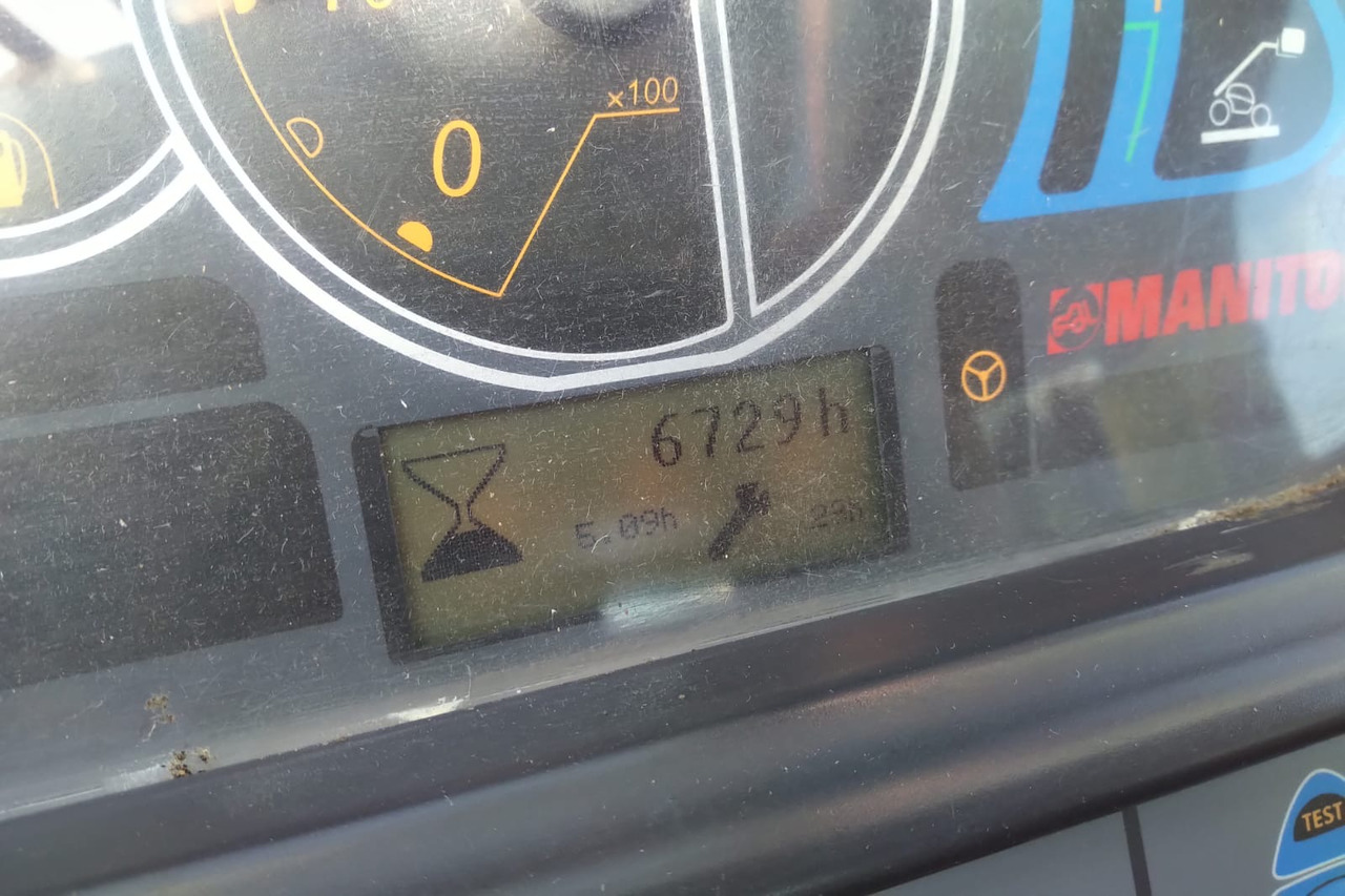 MANITOU MLT 840 137 - Телескопический погрузчик: фото 4 MANITOU MLT 840 137 - Телескопический погрузчик: фото 4