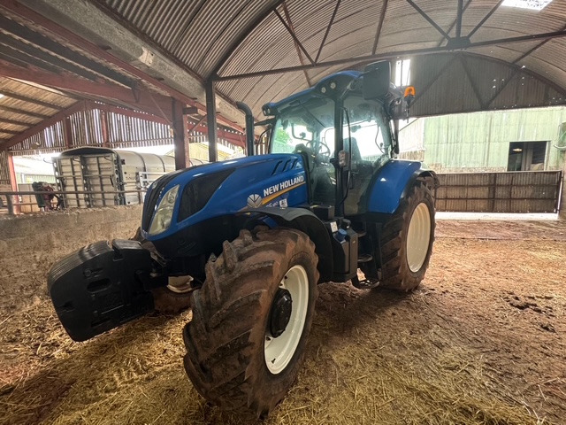 NEW HOLLAND T6.180 - Трактор: фото 1 NEW HOLLAND T6.180 - Трактор: фото 1