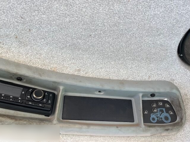 Новый Трактор New Holland T7.220: фото 9