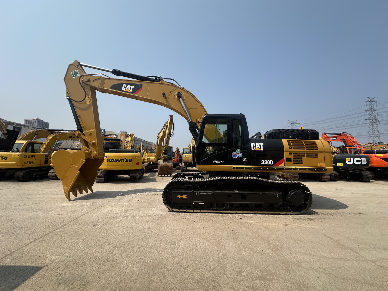 CATERPILLAR 330D - Гусеничный экскаватор: фото 2 CATERPILLAR 330D - Гусеничный экскаватор: фото 2
