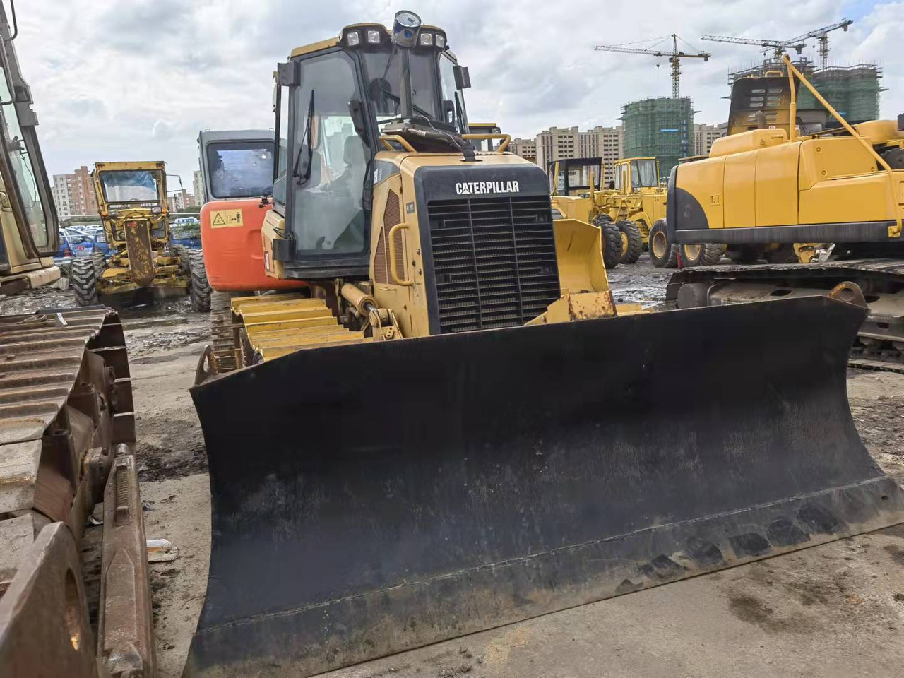 CATERPILLAR D5K LGP - Экскаватор: фото 3 CATERPILLAR D5K LGP - Экскаватор: фото 3