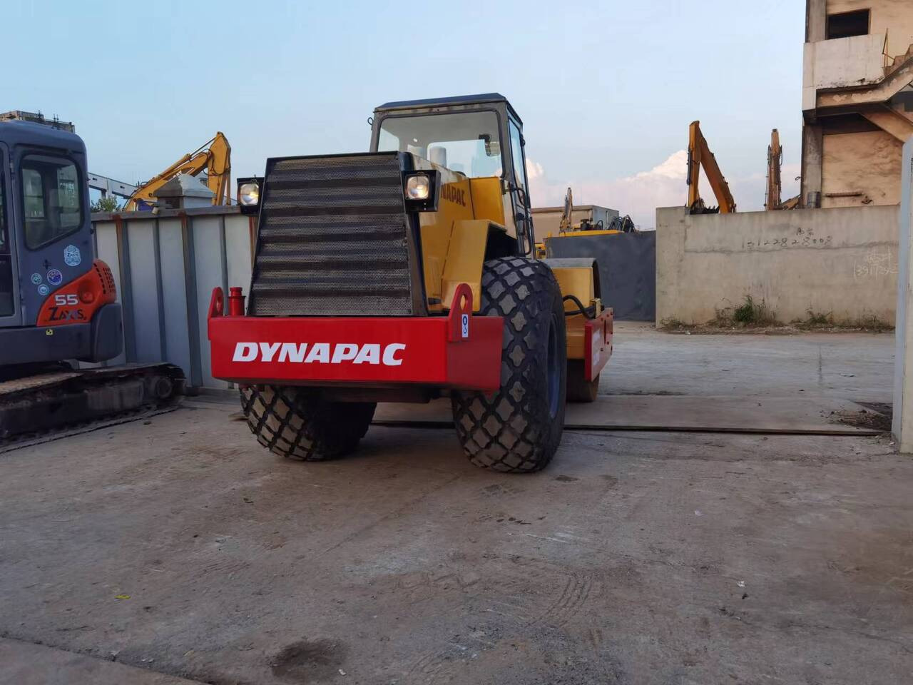 DYNAPAC CA301D-roller - Каток: фото 3 DYNAPAC CA301D-roller - Каток: фото 3