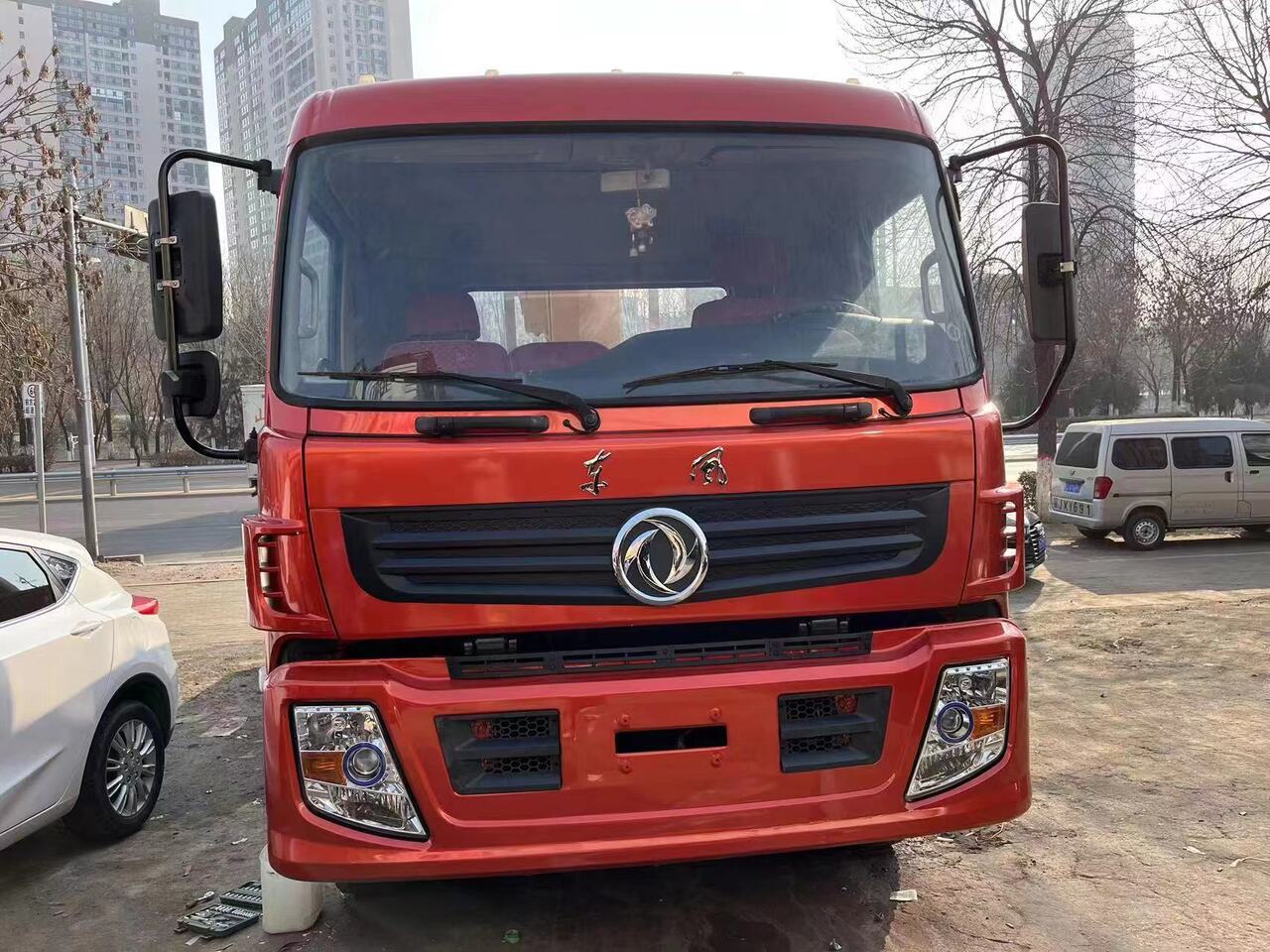 DongFeng Crane - Строительное оборудование: фото 3 DongFeng Crane - Строительное оборудование: фото 3