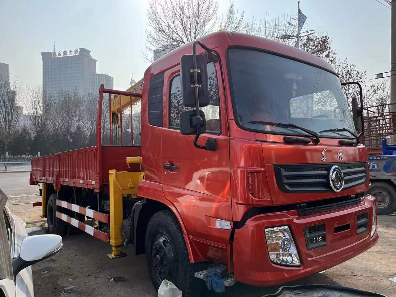 DongFeng Crane - Строительное оборудование: фото 4 DongFeng Crane - Строительное оборудование: фото 4