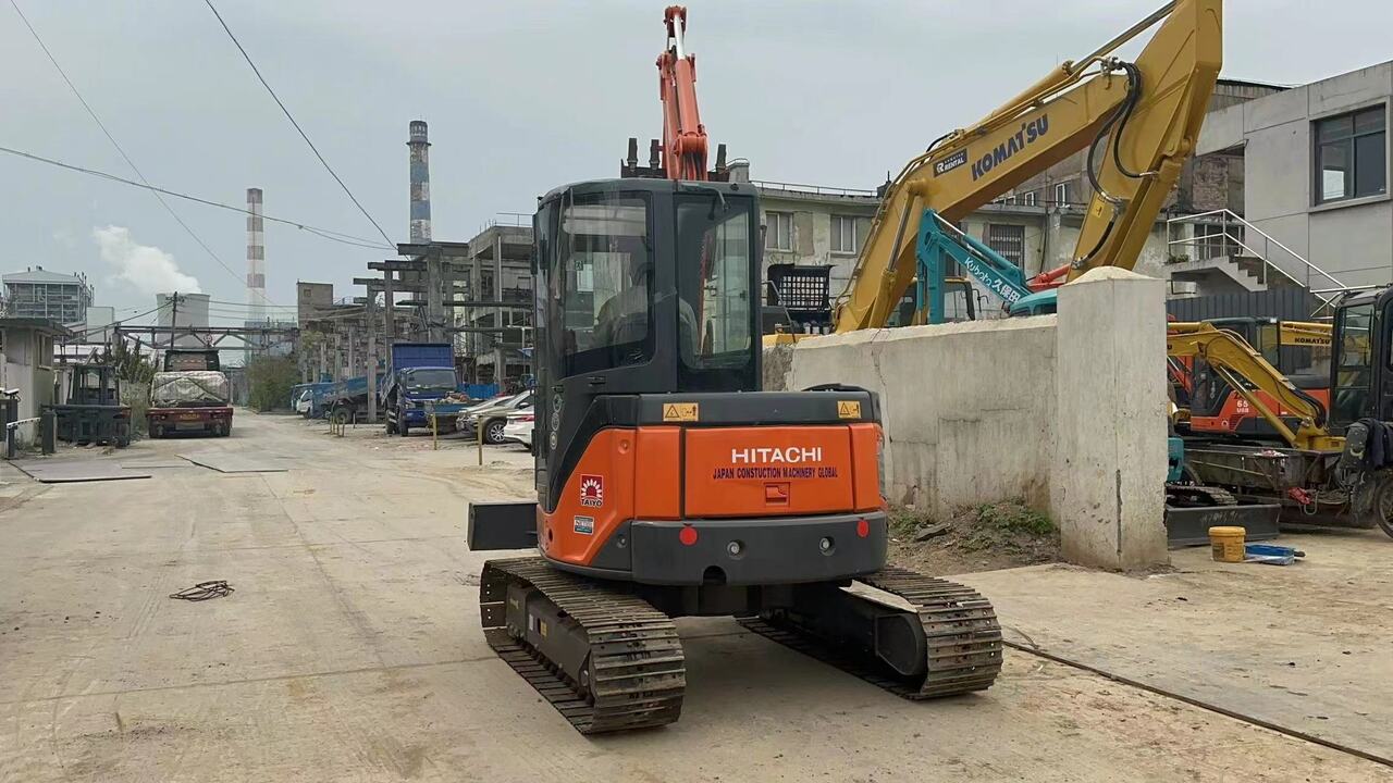 HITACHI ZX50U-2 - Мини-экскаватор: фото 2 HITACHI ZX50U-2 - Мини-экскаватор: фото 2