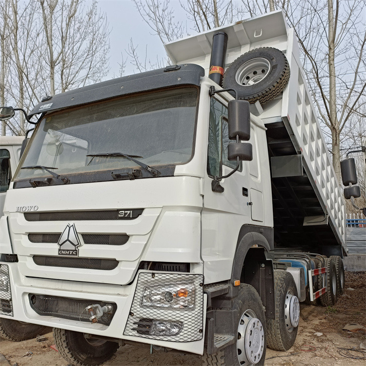 HOWO 8x4 371hp-White -tipper - Самосвал: фото 1 HOWO 8x4 371hp-White -tipper - Самосвал: фото 1