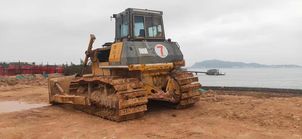 KOMATSU D85-11 - Бульдозер: фото 1 KOMATSU D85-11 - Бульдозер: фото 1