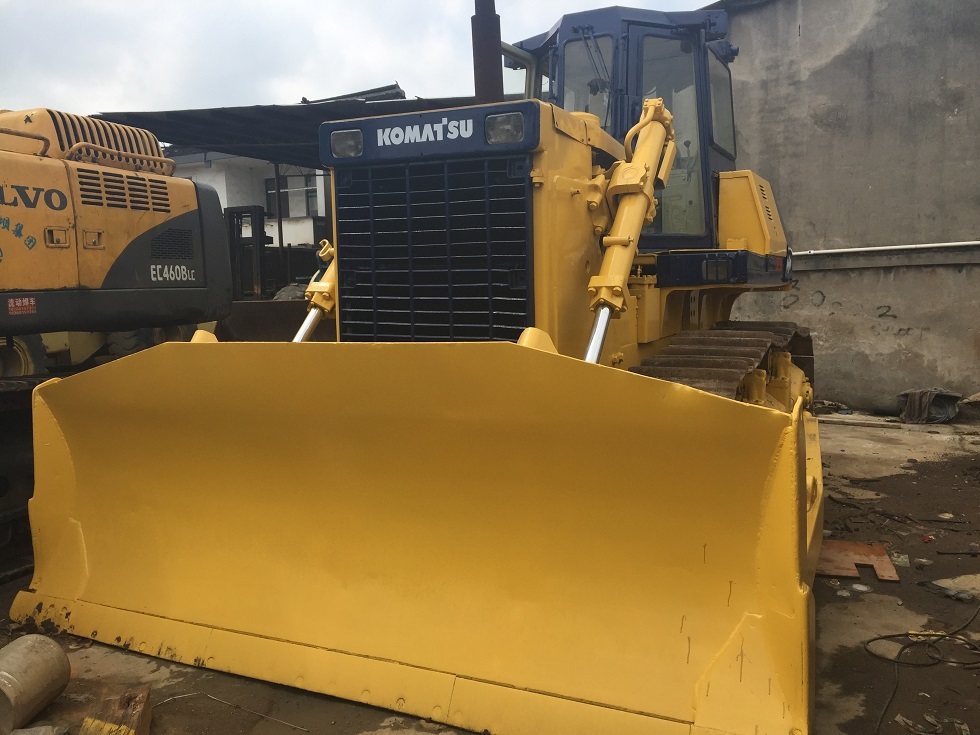 KOMATSU D85A - Бульдозер: фото 2 KOMATSU D85A - Бульдозер: фото 2