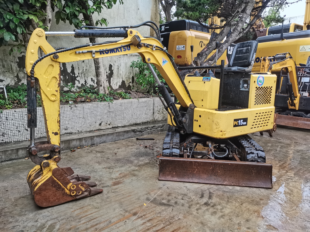 KOMATSU PC15MR - Мини-экскаватор: фото 2 KOMATSU PC15MR - Мини-экскаватор: фото 2