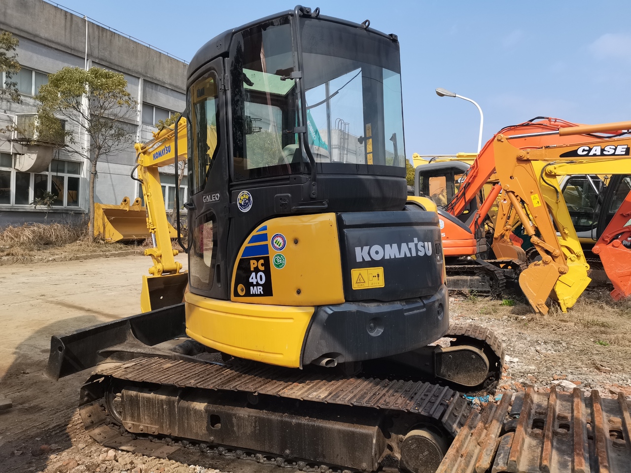 KOMATSU PC40MR - Мини-экскаватор: фото 4 KOMATSU PC40MR - Мини-экскаватор: фото 4