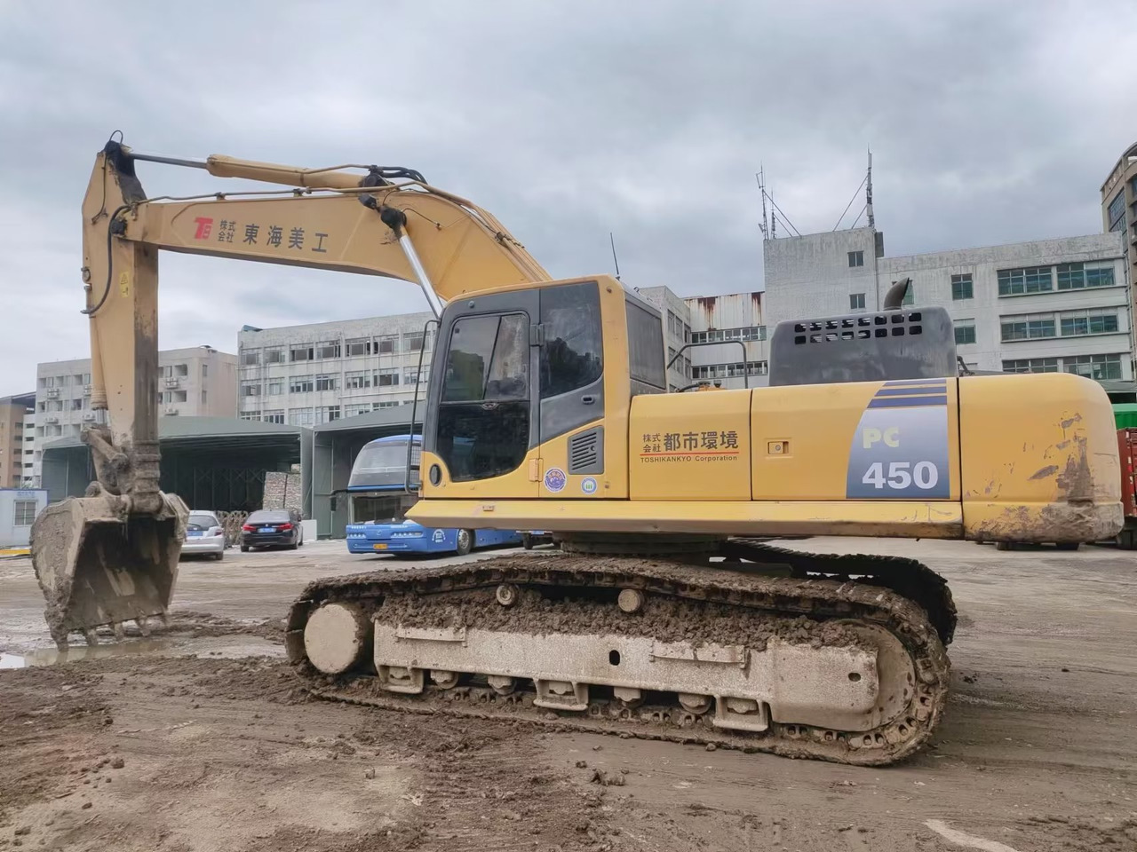 KOMATSU PC450-8-excavator - Гусеничный экскаватор: фото 3 KOMATSU PC450-8-excavator - Гусеничный экскаватор: фото 3