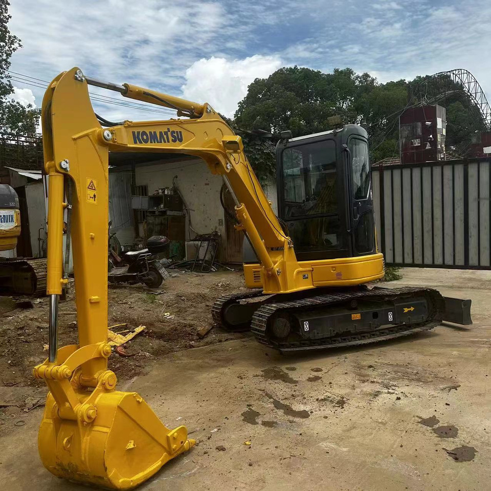 KOMATSU PC55MR - Мини-экскаватор: фото 3 KOMATSU PC55MR - Мини-экскаватор: фото 3