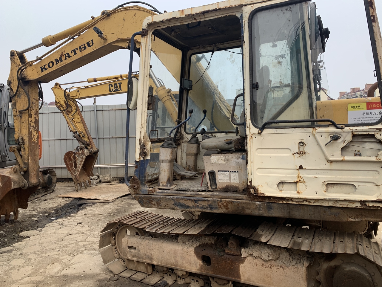 KOMATSU PC60-excavator - Гусеничный экскаватор: фото 2 KOMATSU PC60-excavator - Гусеничный экскаватор: фото 2