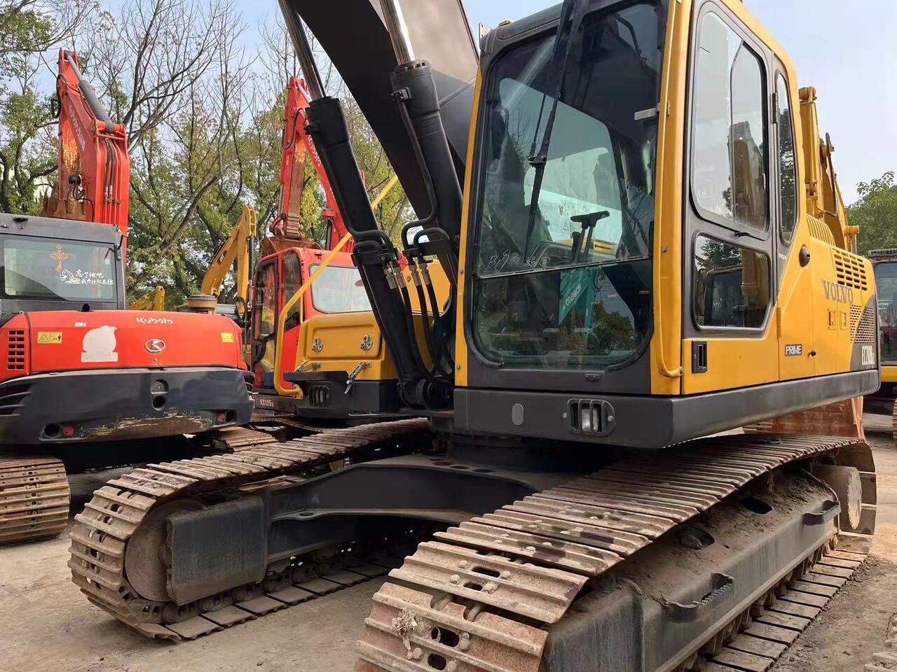 VOLVO EC210BLC - Гусеничный экскаватор: фото 2 VOLVO EC210BLC - Гусеничный экскаватор: фото 2