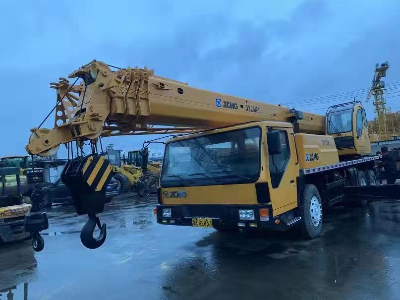 XCMG QY25K - Кран: фото 1 XCMG QY25K - Кран: фото 1