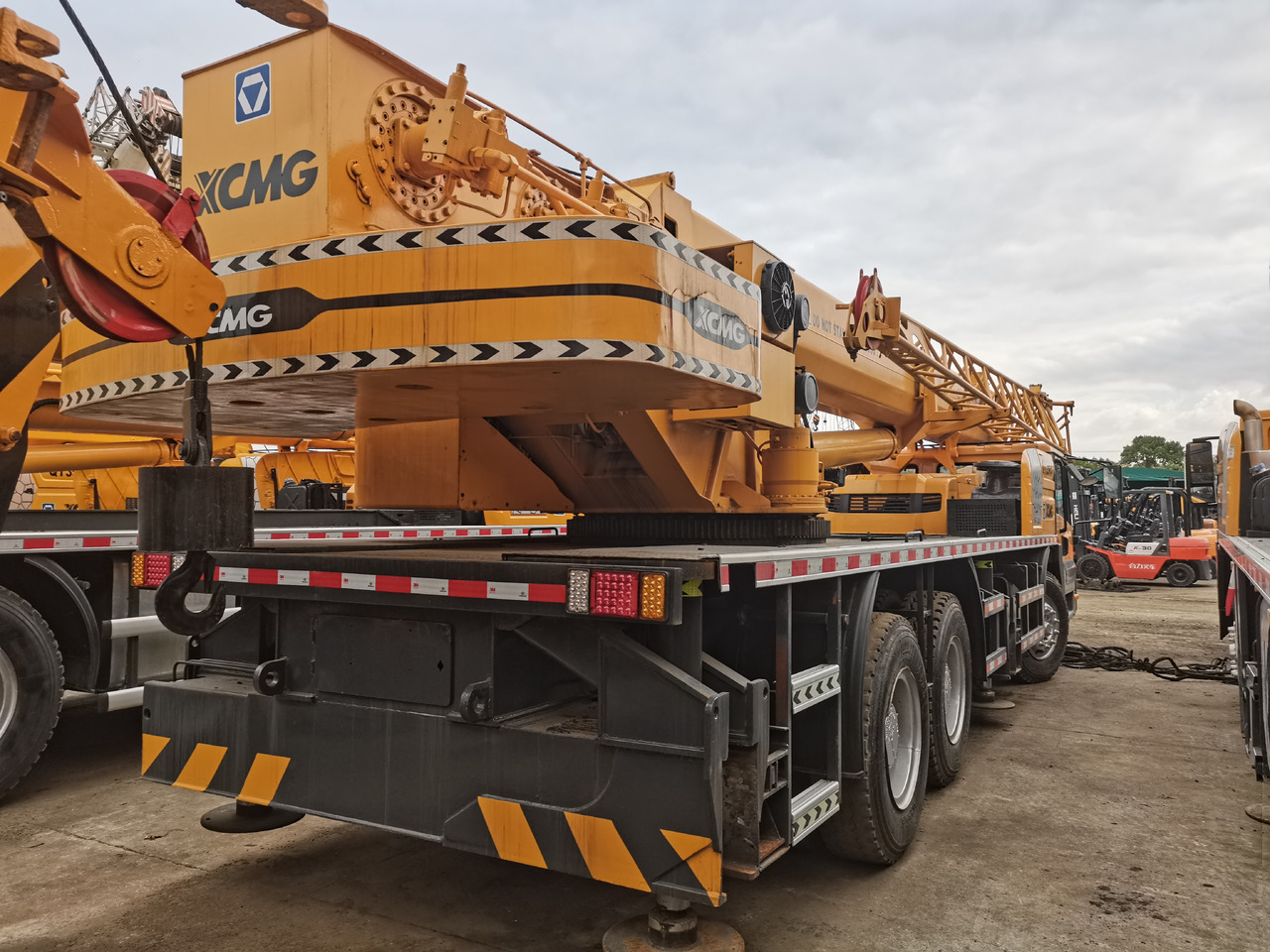 XCMG QY25K5A - Кран: фото 2 XCMG QY25K5A - Кран: фото 2