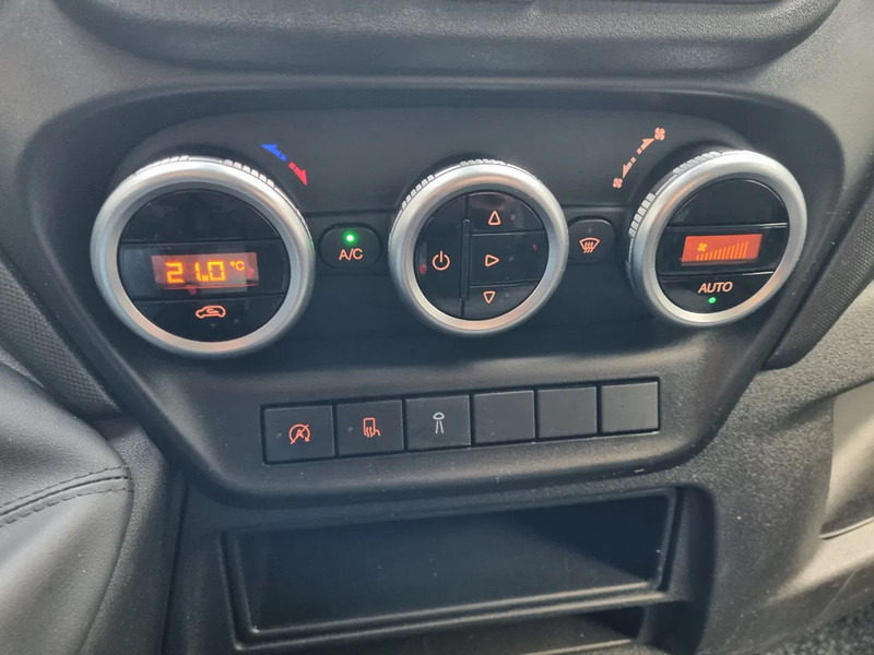 Фургон-рефрижератор Iveco Daily 35S16 Hi-Matic Koelkoffer Carrier Xarios 5 ST 380V +20C/-20C Euro 6E: фото 19 Фургон-рефрижератор Iveco Daily 35S16 Hi-Matic Koelkoffer Carrier Xarios 5 ST 380V +20C/-20C Euro 6E: фото 19