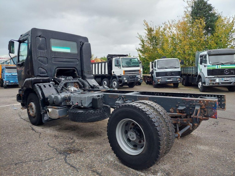 Renault Kerax 270 DCI FULL STEEL SPRING BIG AXLE - Грузовик-шасси: фото 5 Renault Kerax 270 DCI FULL STEEL SPRING BIG AXLE - Грузовик-шасси: фото 5