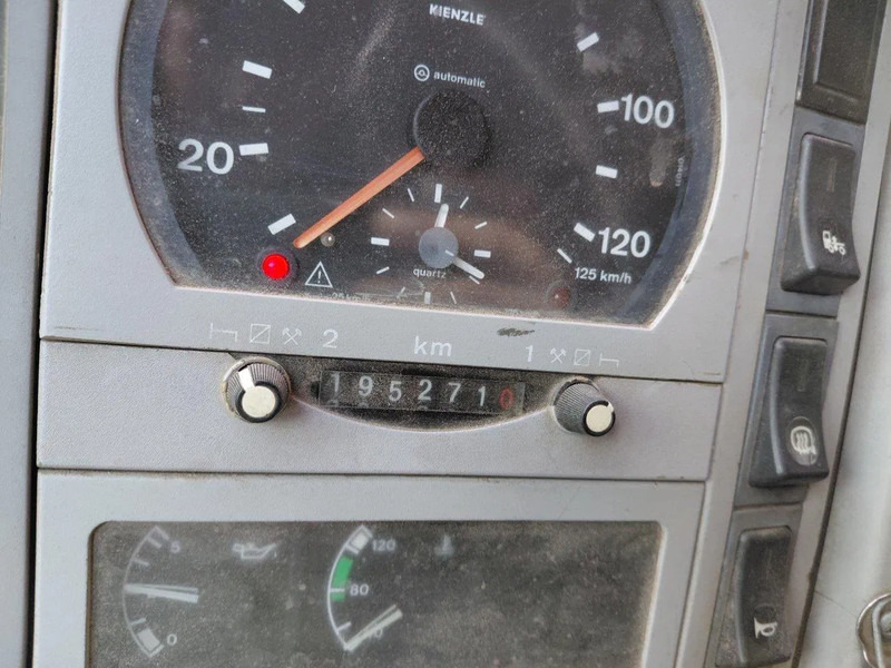 Тягач MAN 19.463 F2000 460 HP MANUAL ZF GEARBOX PERFECT CONDITION: фото 12 Тягач MAN 19.463 F2000 460 HP MANUAL ZF GEARBOX PERFECT CONDITION: фото 12