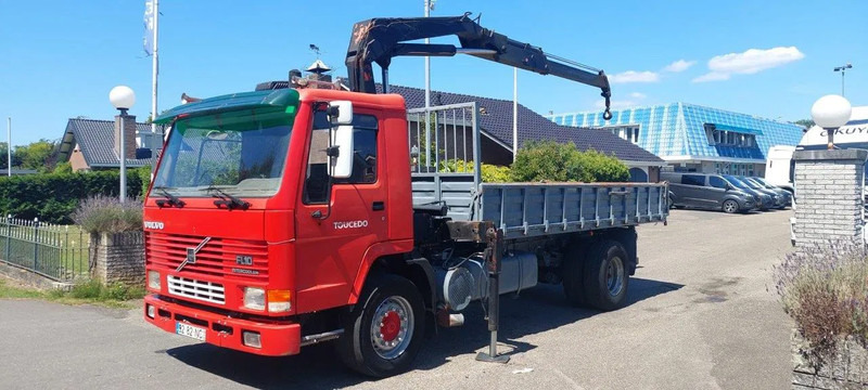 Volvo FL 10.320 4x2 Kipper Crane Steel Suspension - Самосвал, Автоманипулятор: фото 3 Volvo FL 10.320 4x2 Kipper Crane Steel Suspension - Самосвал, Автоманипулятор: фото 3