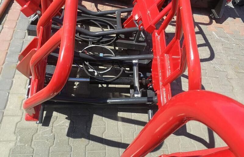 Новый Грейфер для Сельскохозяйственной техники METAL-TECHNIK New Rundballenzange/ Bale clamp/ Chwytak do bel: фото 6