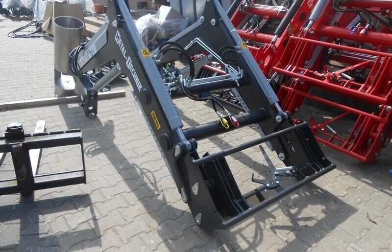 Metal-Technik Frontlader für Claas/ Front loader/ Ładowacz TUR - Фронтальный погрузчик для трактора для Сельскохозяйственной техники: фото 3 Metal-Technik Frontlader für Claas/ Front loader/ Ładowacz TUR - Фронтальный погрузчик для трактора для Сельскохозяйственной техники: фото 3