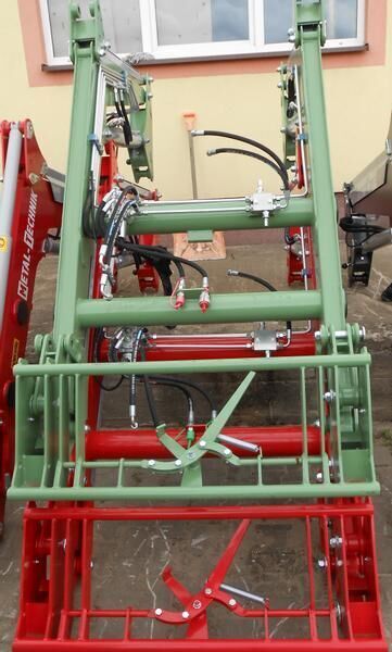 Metal-Technik Frontlader für Claas/ Front loader/ Ładowacz TUR - Фронтальный погрузчик для трактора для Сельскохозяйственной техники: фото 4 Metal-Technik Frontlader für Claas/ Front loader/ Ładowacz TUR - Фронтальный погрузчик для трактора для Сельскохозяйственной техники: фото 4