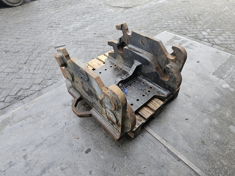 Kopplaat cw55s cw45s demarec dubbele kopplaat cw45s cw55s demarec - Сцепное устройство для Строительной техники: фото 2 Kopplaat cw55s cw45s demarec dubbele kopplaat cw45s cw55s demarec - Сцепное устройство для Строительной техники: фото 2