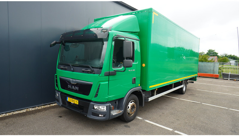 MAN TGL12.180 4X2 CLOSED BOX - Грузовик с закрытым кузовом: фото 2 MAN TGL12.180 4X2 CLOSED BOX - Грузовик с закрытым кузовом: фото 2