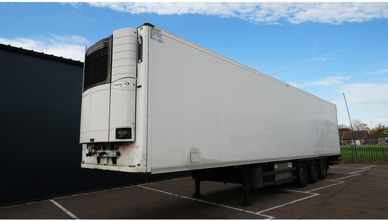 Schmitz Cargobull 3 AXLE FRIGO TRAILER - Полуприцеп-рефрижератор: фото 2 Schmitz Cargobull 3 AXLE FRIGO TRAILER - Полуприцеп-рефрижератор: фото 2