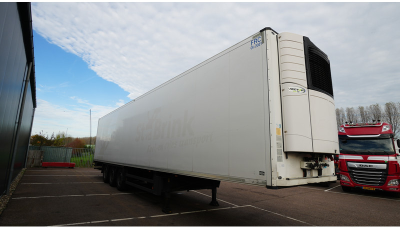 Schmitz Cargobull 3 AXLE FRIGO TRAILER - Полуприцеп-рефрижератор: фото 3 Schmitz Cargobull 3 AXLE FRIGO TRAILER - Полуприцеп-рефрижератор: фото 3