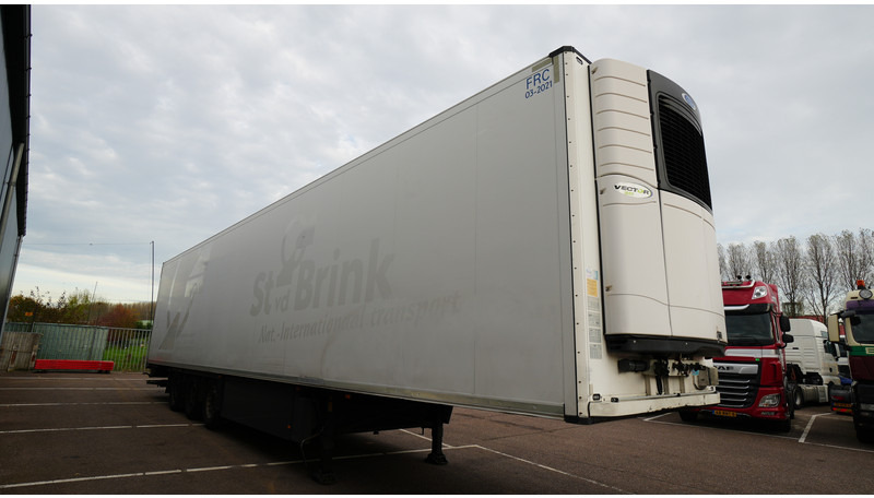 Schmitz Cargobull 3 AXLE FRIGO TRAILER WITH CARRIER VECTOR - Полуприцеп-рефрижератор: фото 3 Schmitz Cargobull 3 AXLE FRIGO TRAILER WITH CARRIER VECTOR - Полуприцеп-рефрижератор: фото 3