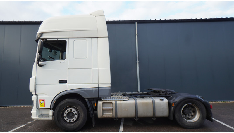 DAF XF510 FT SSC EURO 6 ENGINE PROBLEM - Тягач: фото 1 DAF XF510 FT SSC EURO 6 ENGINE PROBLEM - Тягач: фото 1