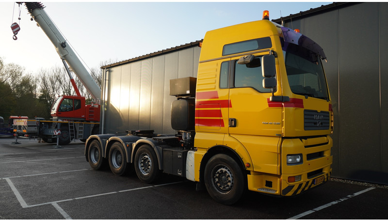 MAN TGA 41.530 8X4 160 TON'S RETARDER 283.000KM - Тягач: фото 4 MAN TGA 41.530 8X4 160 TON'S RETARDER 283.000KM - Тягач: фото 4