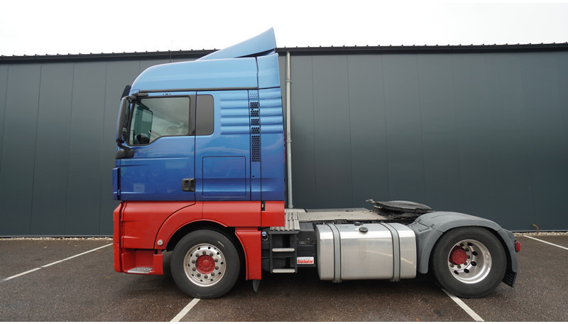 MAN TGX 18.420 ADR 664.400KM - Тягач: фото 1 MAN TGX 18.420 ADR 664.400KM - Тягач: фото 1