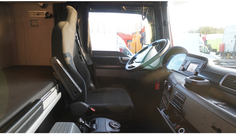 MAN TGX 26.560 6X2 EURO 6 RETARDER - Тягач: фото 5 MAN TGX 26.560 6X2 EURO 6 RETARDER - Тягач: фото 5