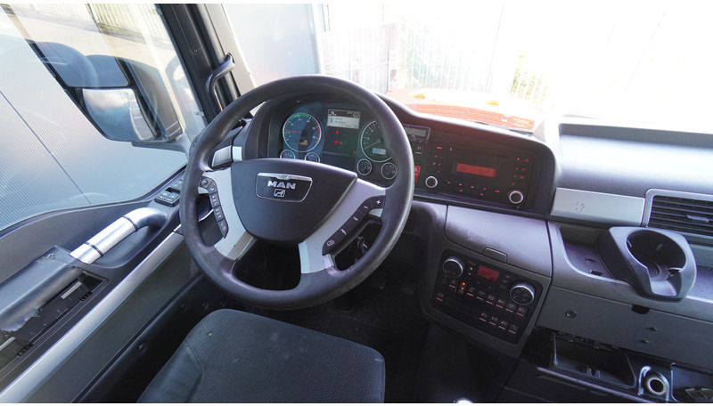 MAN TGX 33.480 6X4 EURO 5 MANUAL GEARBOX - Тягач: фото 5 MAN TGX 33.480 6X4 EURO 5 MANUAL GEARBOX - Тягач: фото 5