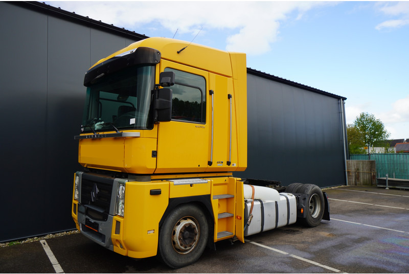 Renault MAGNUM 480 DXI RETARDER EURO 5 WITHOUT DOCUMENTS - Тягач: фото 3 Renault MAGNUM 480 DXI RETARDER EURO 5 WITHOUT DOCUMENTS - Тягач: фото 3