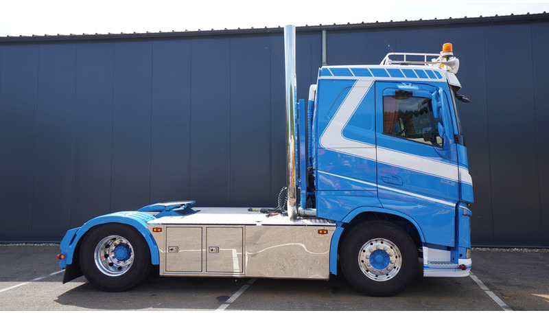 Volvo FH 460 GLOBETROTTER EURO 6 ADR - Тягач: фото 2 Volvo FH 460 GLOBETROTTER EURO 6 ADR - Тягач: фото 2