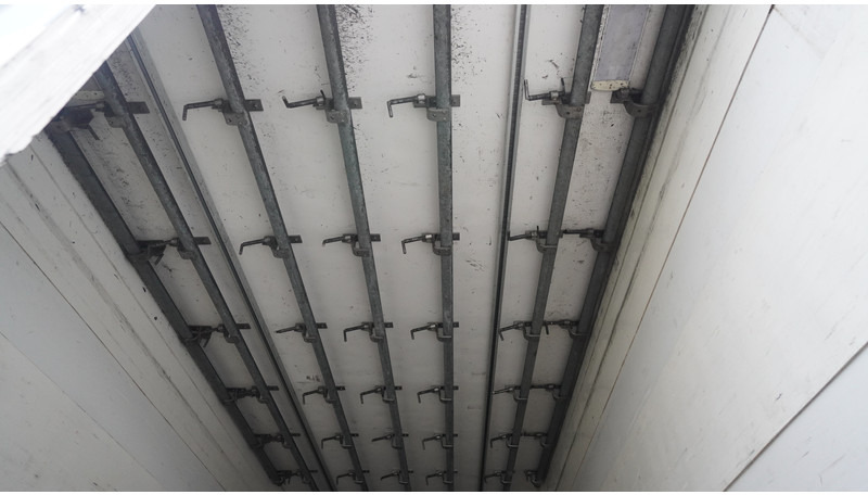 Van Eck 3 AXLE FRIGO WITH MEAT HOOK SYSTEM - Полуприцеп-рефрижератор: фото 4 Van Eck 3 AXLE FRIGO WITH MEAT HOOK SYSTEM - Полуприцеп-рефрижератор: фото 4