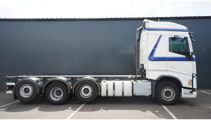 Volvo FH 460 8X2 20 FT CONTAINER TRANSPORT TRUCK - Грузовик-контейнеровоз/ Сменный кузов: фото 2 Volvo FH 460 8X2 20 FT CONTAINER TRANSPORT TRUCK - Грузовик-контейнеровоз/ Сменный кузов: фото 2