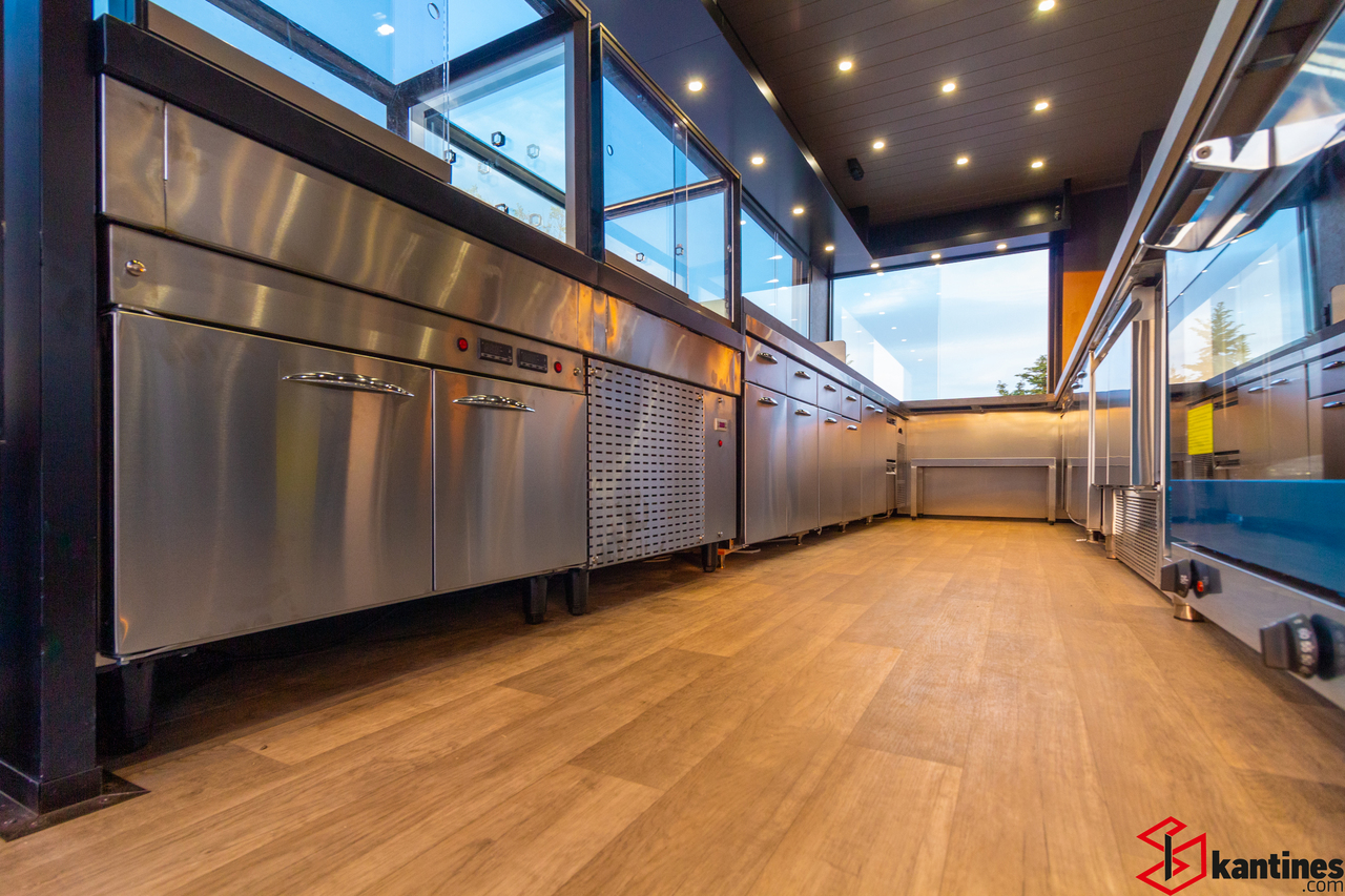 Торговый прицеп Skretas Box XXL Size: фото 20