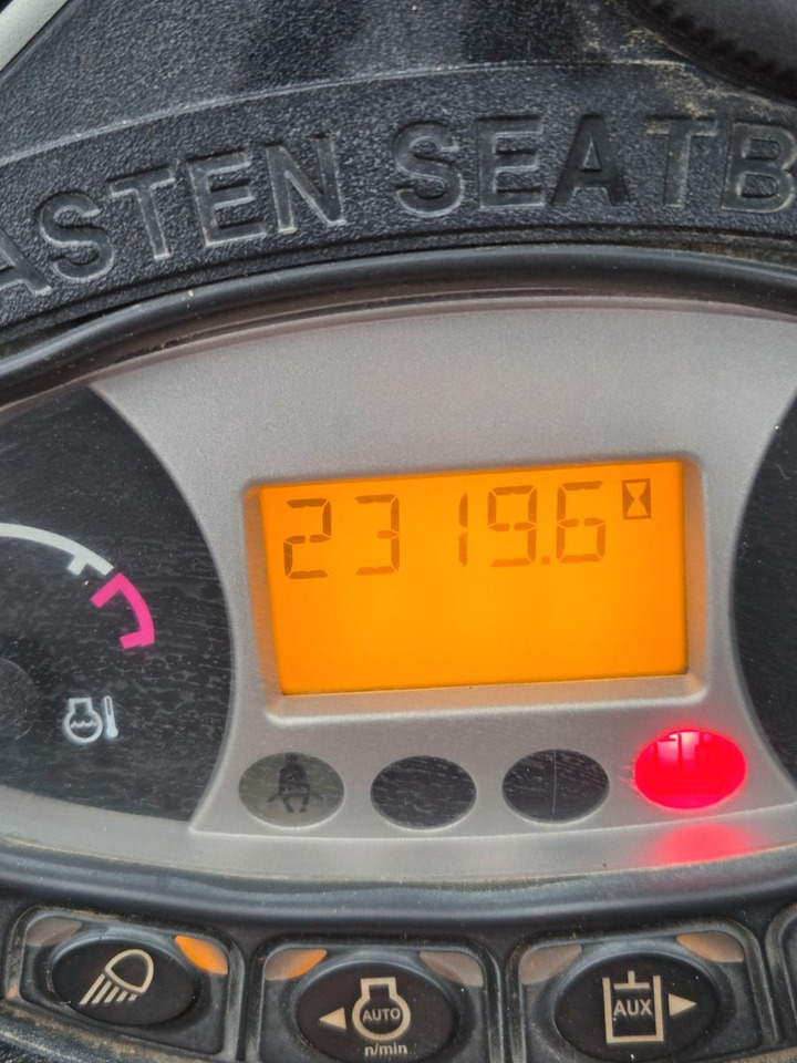 Мини-экскаватор Bobcat E27Z: фото 14 Мини-экскаватор Bobcat E27Z: фото 14