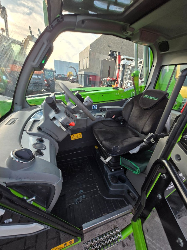 Телескопический погрузчик Merlo TF35.7-140: фото 13 Телескопический погрузчик Merlo TF35.7-140: фото 13